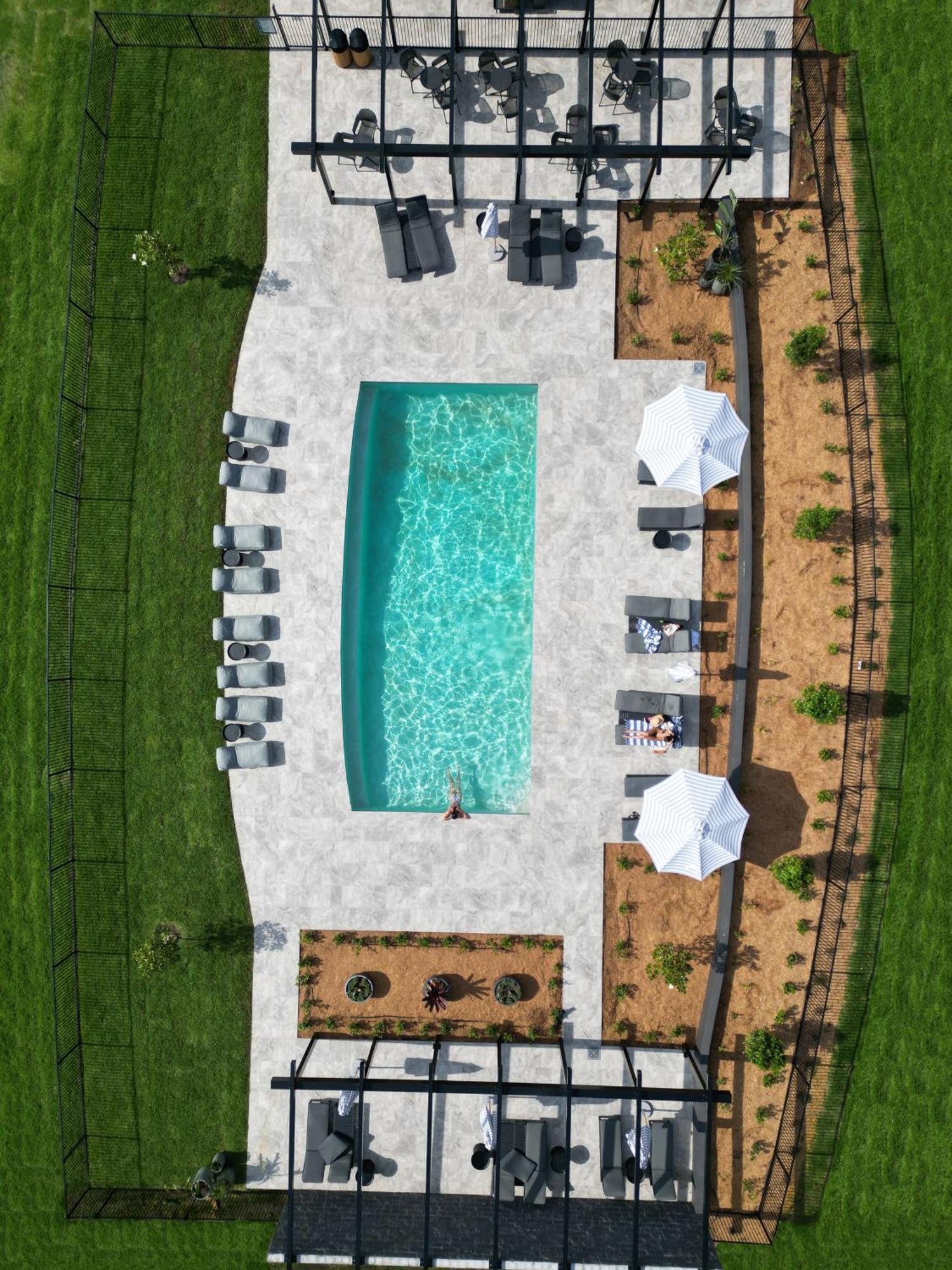 Hotel The Lane Retreat Pokolbin Exterior foto
