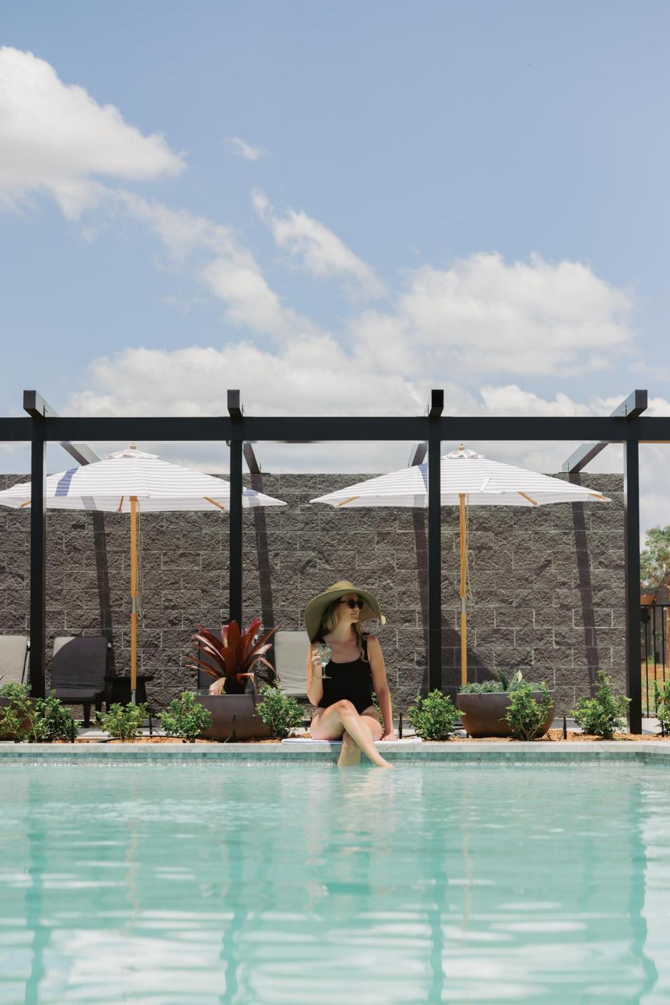 Hotel The Lane Retreat Pokolbin Exterior foto